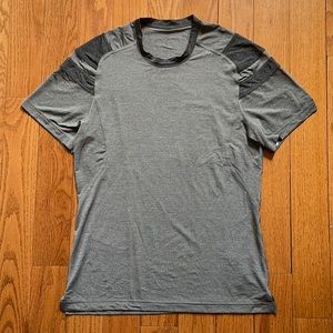 Lululemon workout shirt gray small exercise